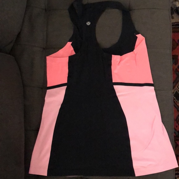 Lululemon tank - Picture 2 of 2
